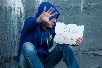acne door drugs